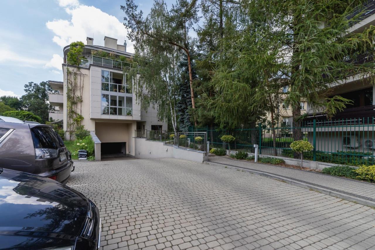 Kraków Błonia Apartment with Balcony by Renters Exterior foto